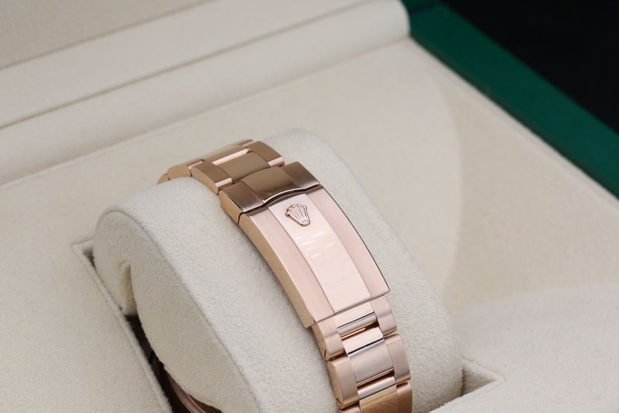 Rolex Sky-Dweller 336935